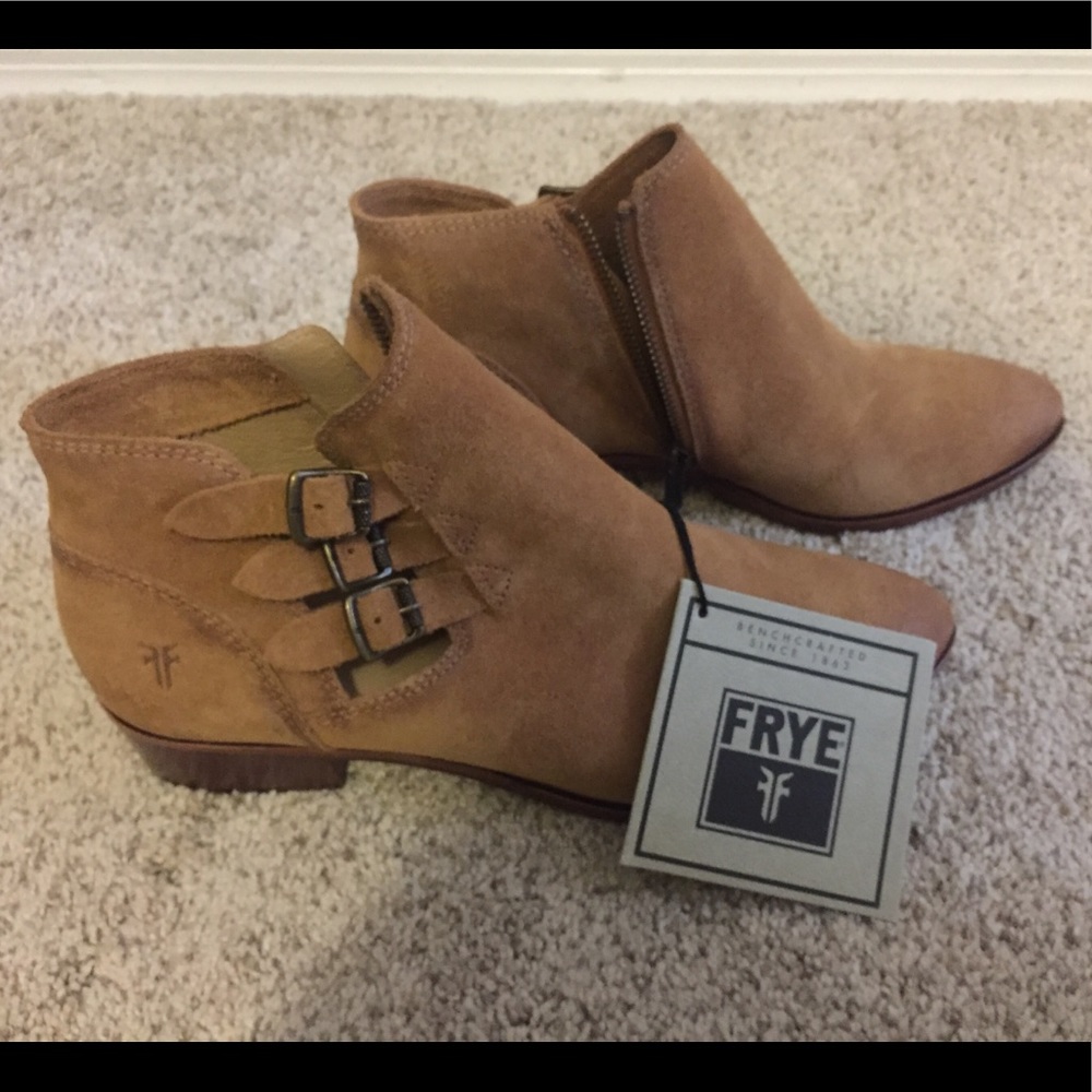 Frye Boots!! New with tag!!